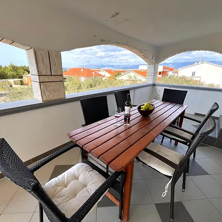 Apartment Rosa *