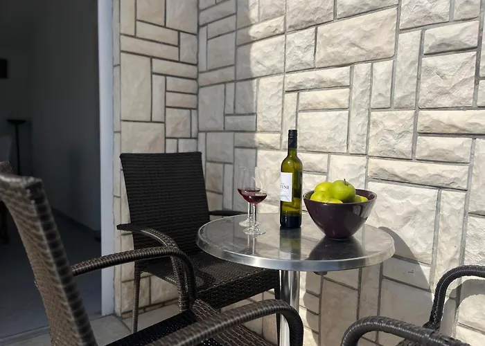 Rosa Apartman